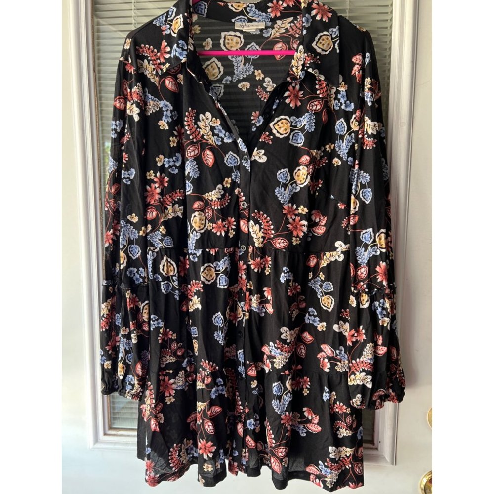 Style & Co Woman 2X Black with Colored Flowers Button Up Blouse